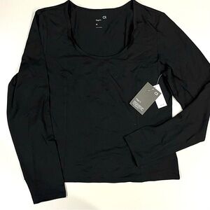 GAP Women's Black Long Sleeve Tee